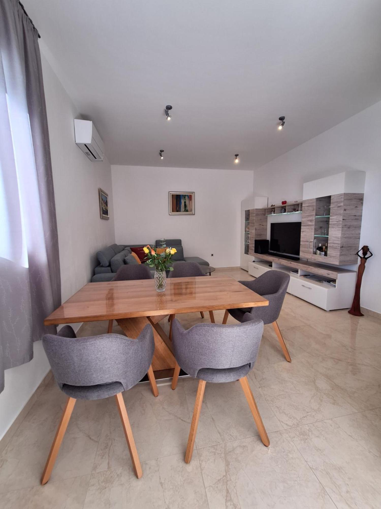 Apartmán Znjan 50m ----seasun&relax---- Location Split